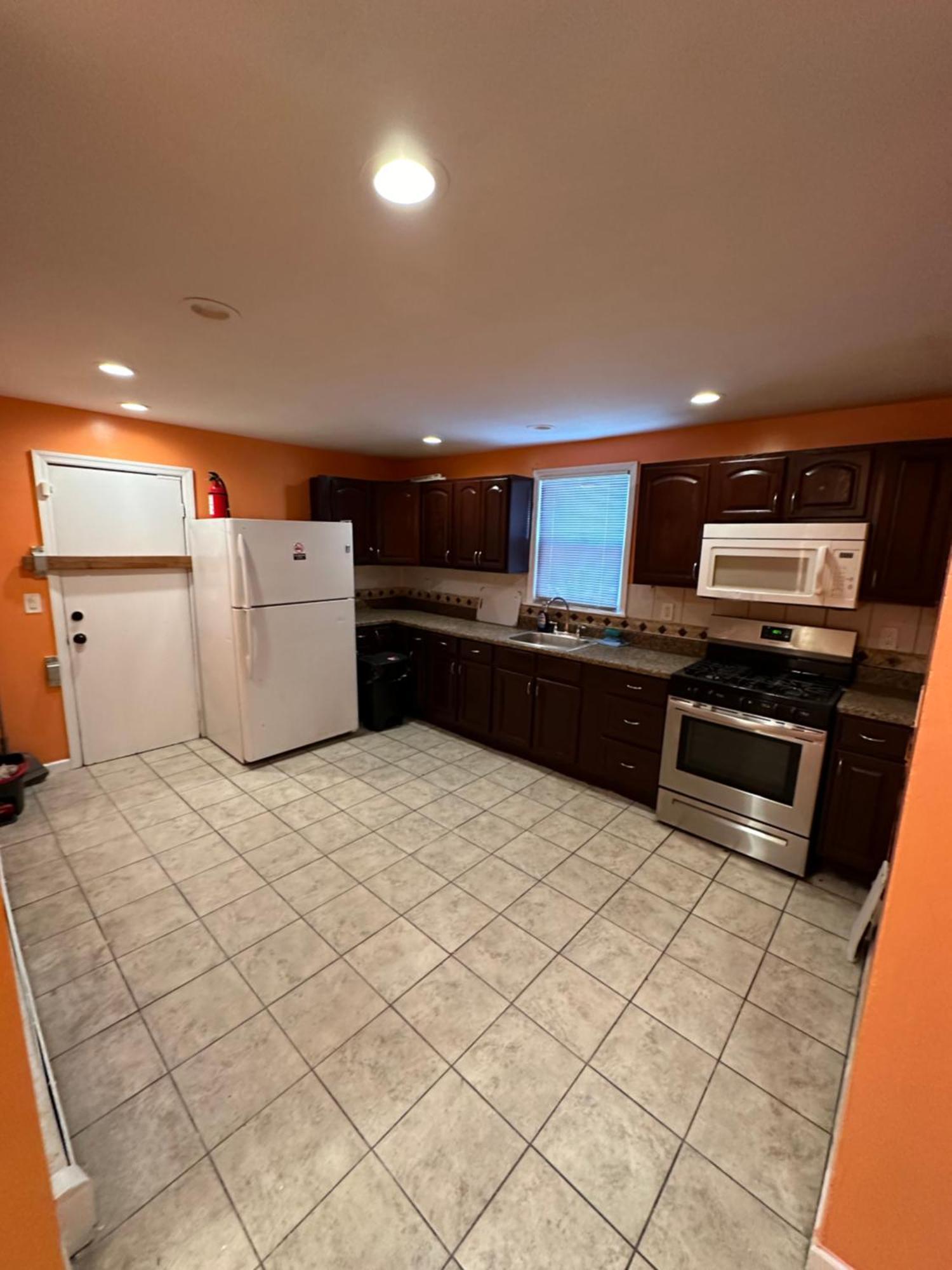 Fidelia Jade Room Queen Bed Minutes From Newark Liberty International Airport And Newark Penn Station Екстер'єр фото